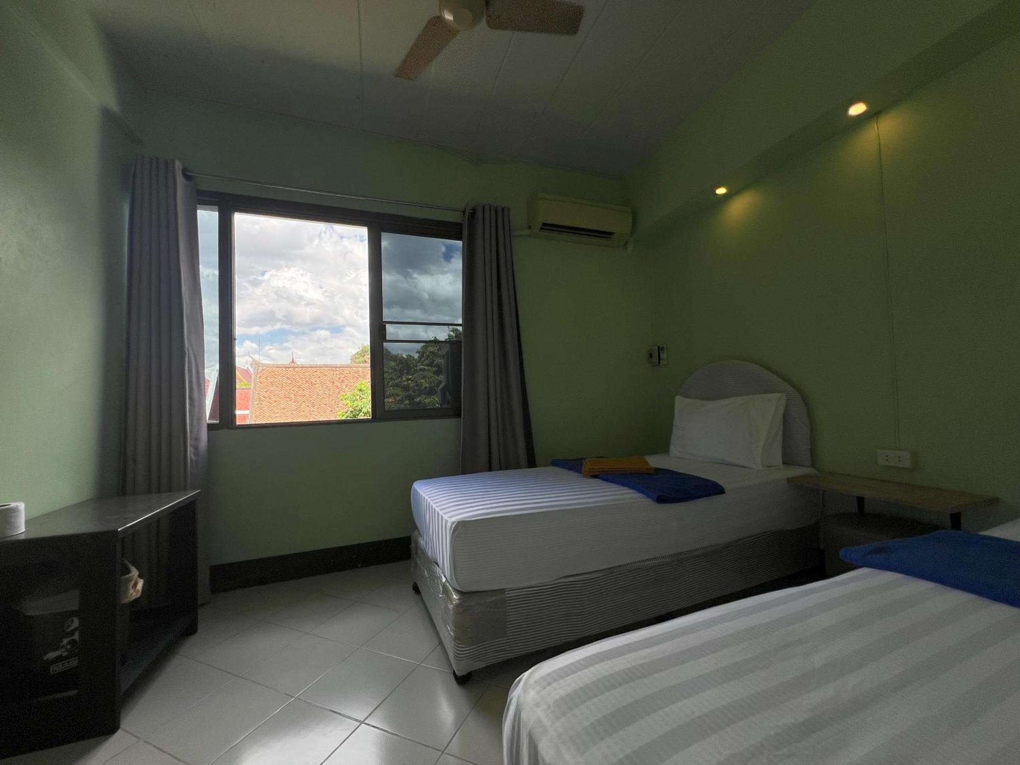 Bella Bella House Hotel Bangkok Ngoại thất bức ảnh