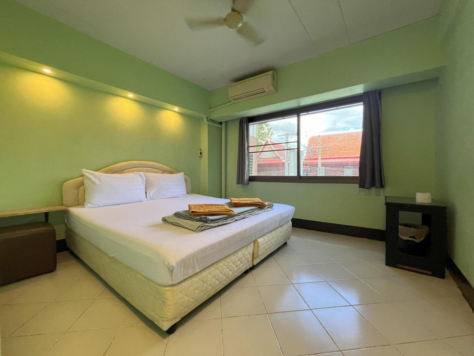 Bella Bella House Hotel Bangkok Ngoại thất bức ảnh